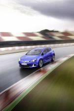 Opel Astra OPC 2012 года